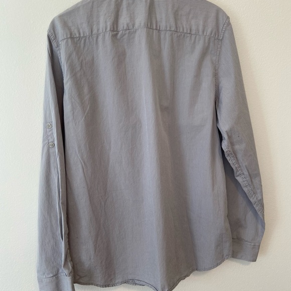 ••Calvin Klein Stripped Button Down Shirt - Picture 4 of 6